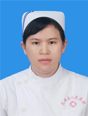 王玲婉 