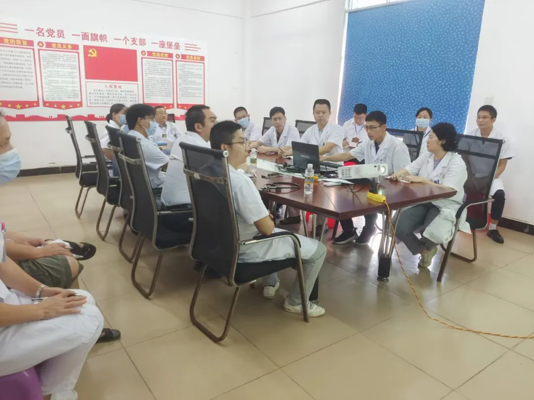 【MDT会诊】多学科联合会诊，为4级手术患者提供全方位医疗评估及快速康复之路