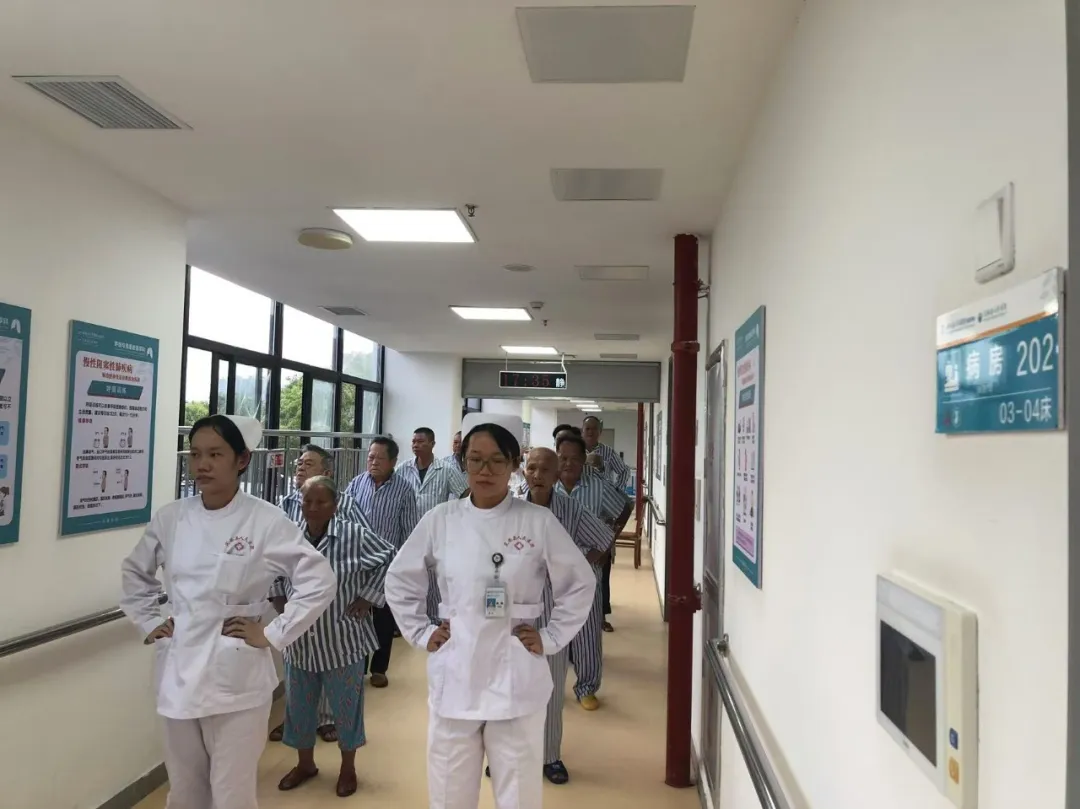 呼吸更健康，生活更美好| 海南省人民医院定安分院呼吸与危重症医学科肺康复训练活动圆满举行
