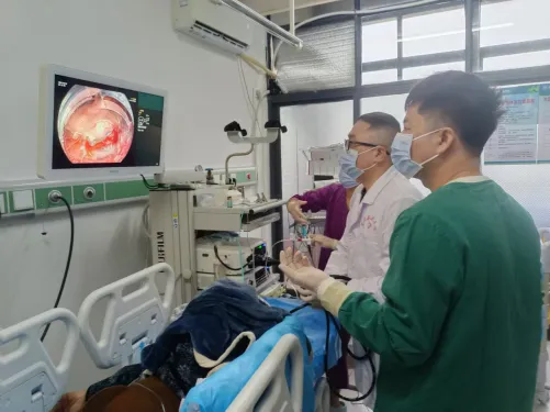 【技术聚焦】不开刀 ESD 术成功 “拆除” 92 岁老人消化道肿瘤 “炸弹”
