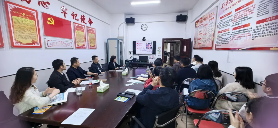 守护健康路 科普践医心丨免费筛查+专家咨询！海南省人民医院定安分院为机关干部送上“健康礼包”