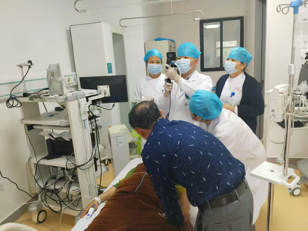 吞食槟榔险丧命！37岁男子被紧急送医抢救